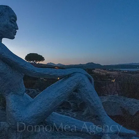 La Casa Dei Pesciolini Marinella (Sardinia)
