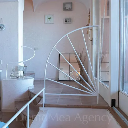 Apartment La Casa Dei Pesciolini Marinella (Sardinia)