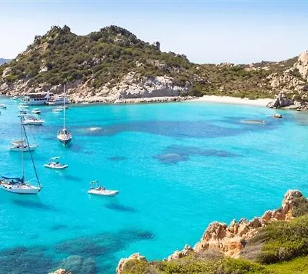 La Casa Dei Pesciolini * Marinella (Sardinia)